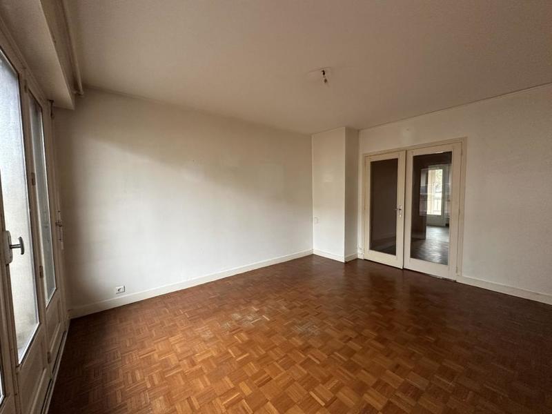 Appartement ancien - 64 m² - 3 pièces