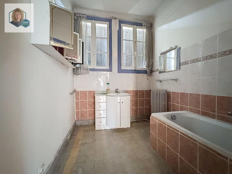 Maison ancienne - 186 m² - 5 pièces