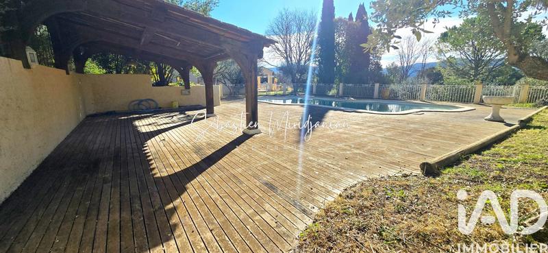 Maison - 186 m² - 7 pièces