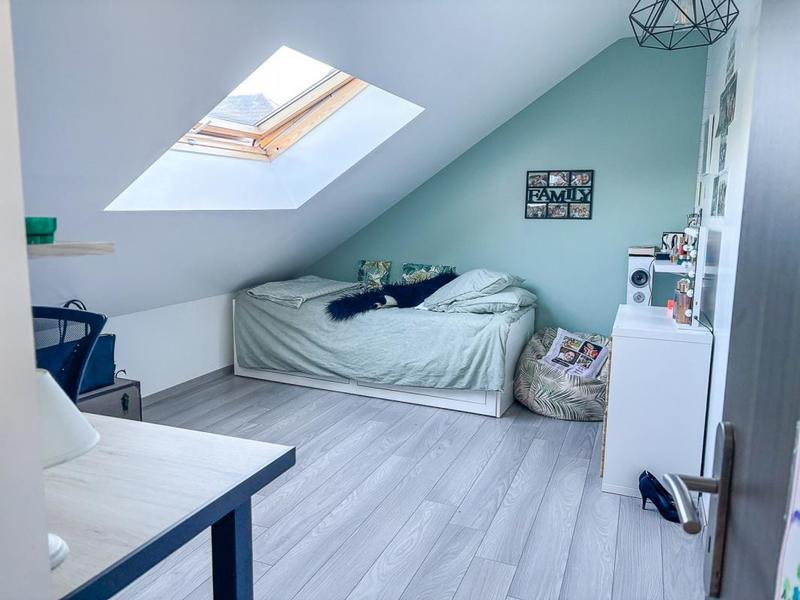 Maison - 185 m² - 6 pièces