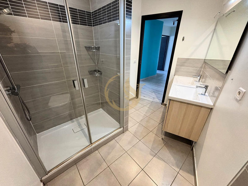 Appartement - 108 m² - 4 pièces