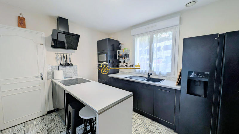 Maison - 134 m² - 7 pièces