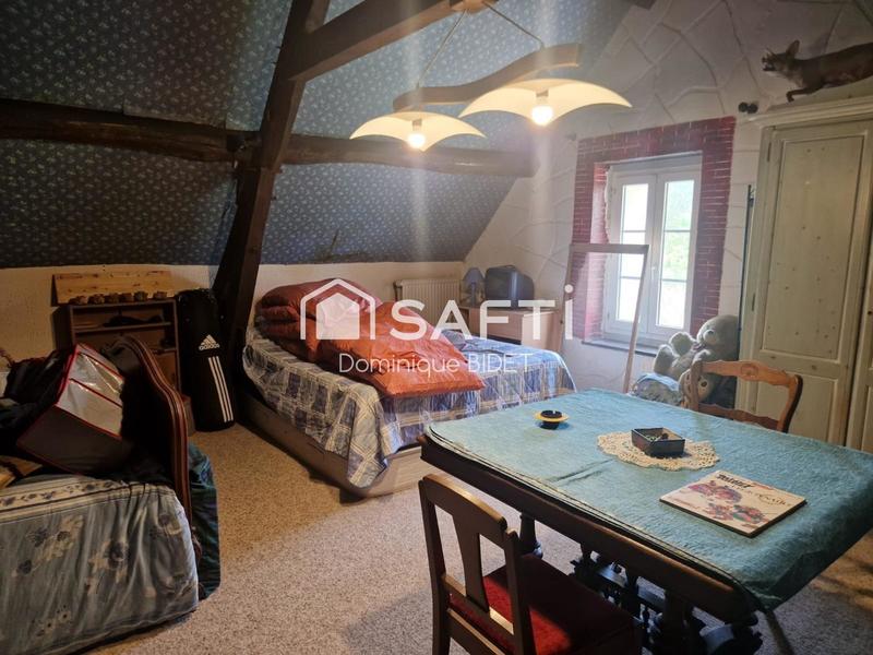 Maison - 210 m² - 7 pièces