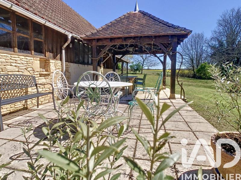 Maison - 180 m² - 5 pièces