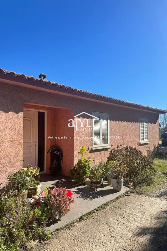 Maison - 136 m² - 5 pièces