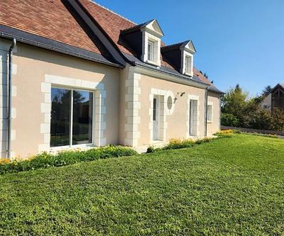 Maison - 165 m² - 8 pièces