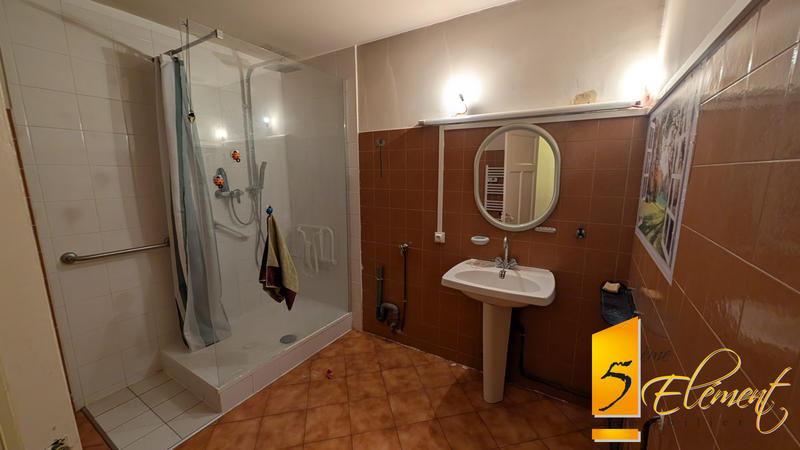 Appartement - 72 m² - 2 pièces