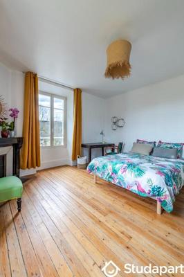 Chambre - 14 m² - 1 pièce