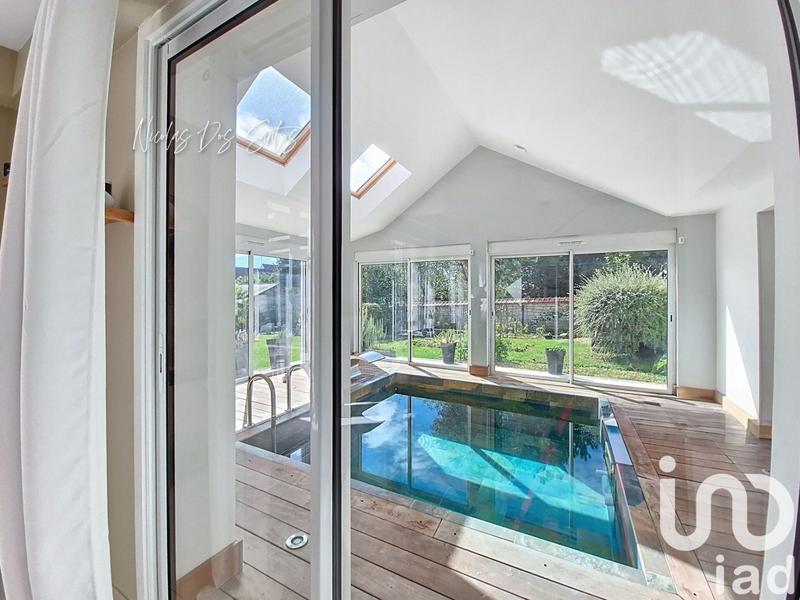 Maison - 200 m² - 5 pièces