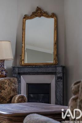 Maison - 247 m² - 8 pièces