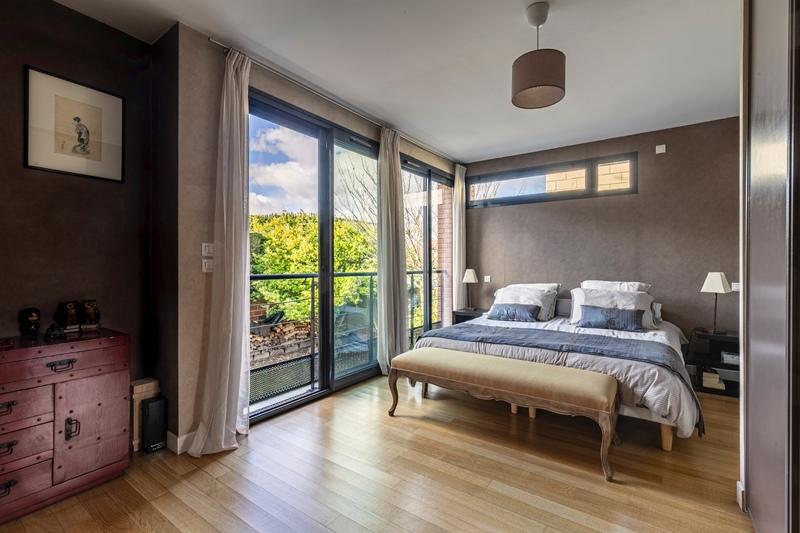 Maison - 201 m² - 7 pièces