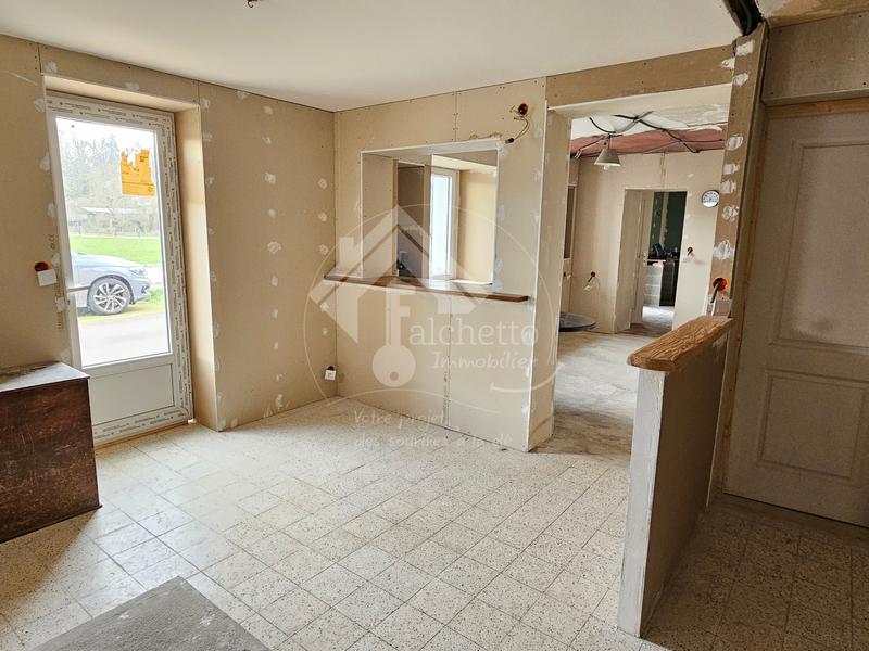 Maison de village - 100 m² - 4 pièces