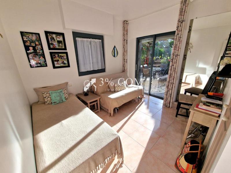 Villa - 196 m² - 6 pièces