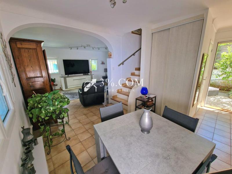 Maison - 84 m² - 4 pièces