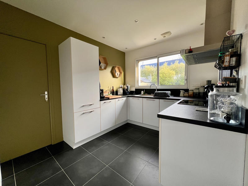 Maison - 96 m² - 4 pièces