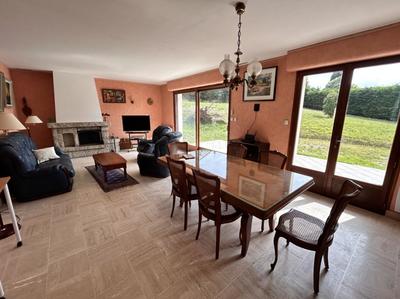 Maison - 129 m² - 6 pièces