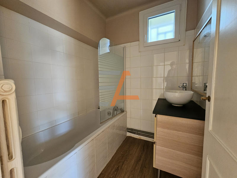 Appartement - 57 m² - 3 pièces