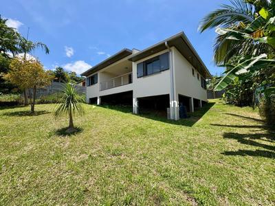 Maison - 103 m² - 4 pièces