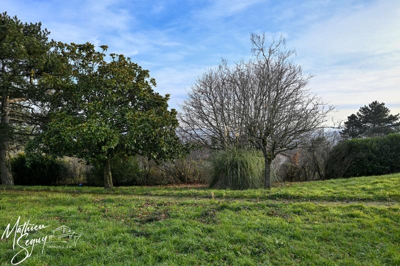 Terrain constructible - 477 m²