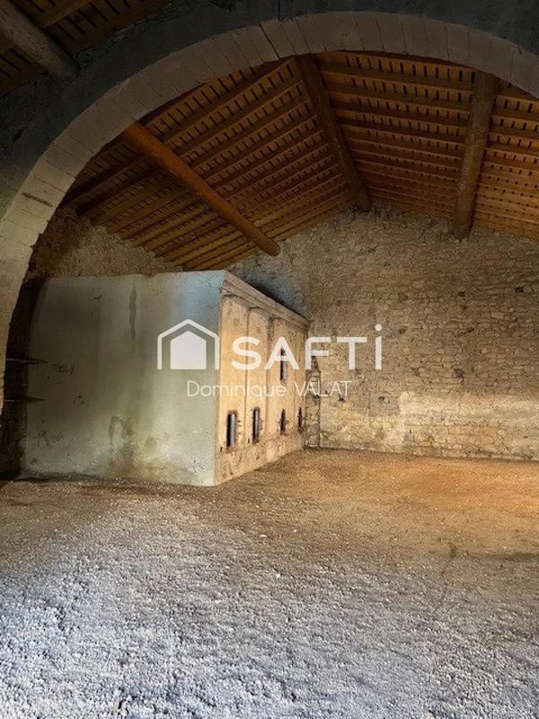 Maison - 200 m² - 10 pièces