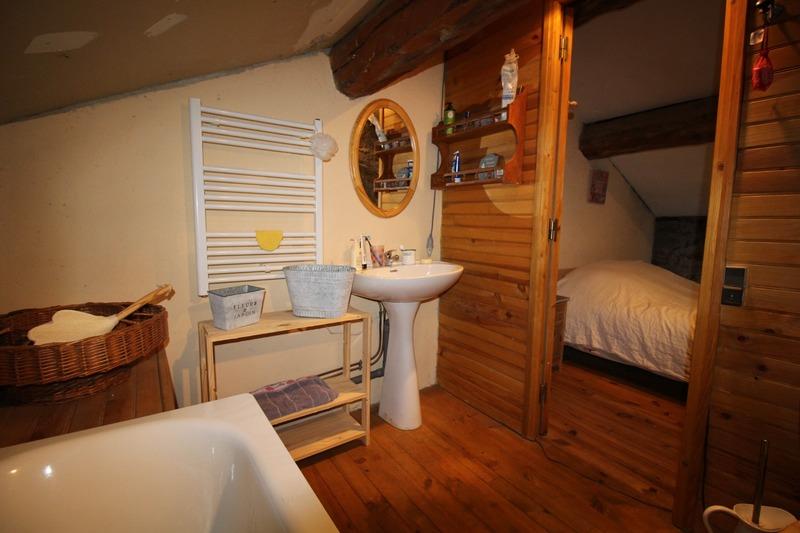 Maison - 137 m² - 7 pièces