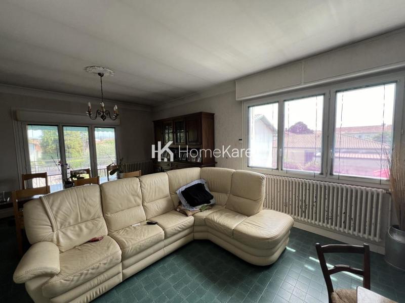 Maison - 200 m² - 7 pièces