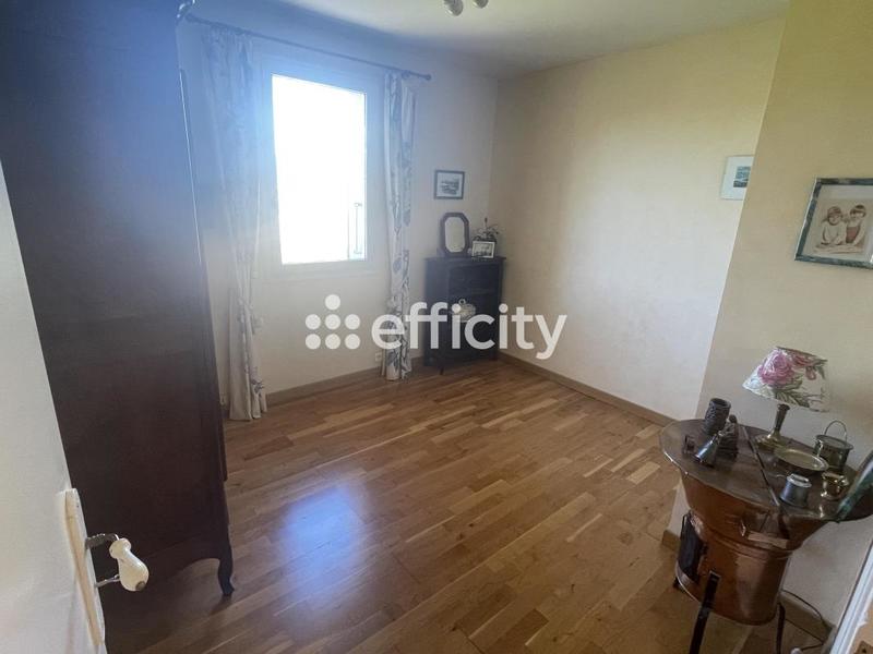 Villa - 175 m² - 8 pièces