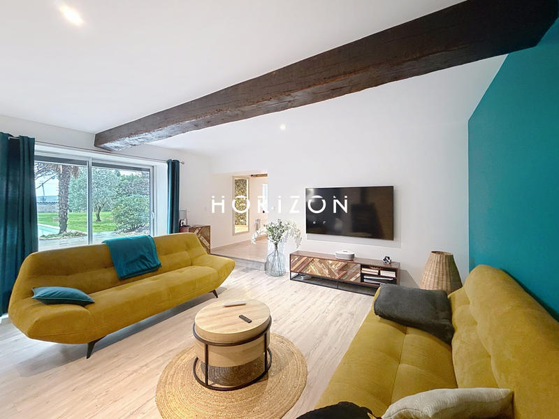 Maison ancienne - 195 m² - 7 pièces