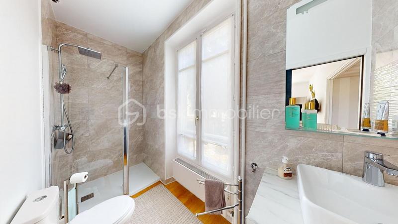 Maison bourgeoise - 204 m² - 9 pièces
