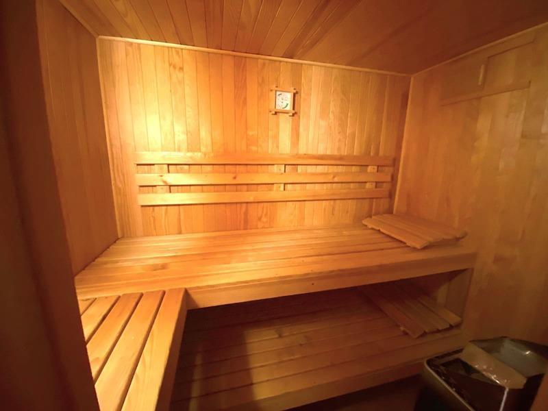 Maison - 222 m² - 8 pièces