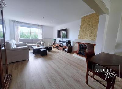 Maison - 148 m² - 7 pièces