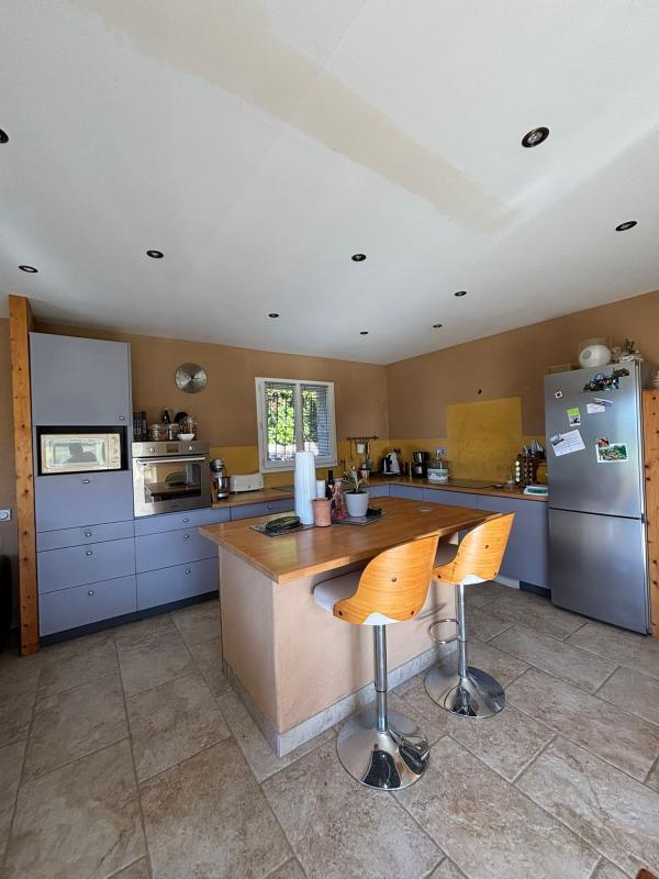 Villa - 141 m² - 7 pièces