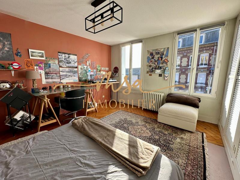 Maison - 122 m² - 6 pièces