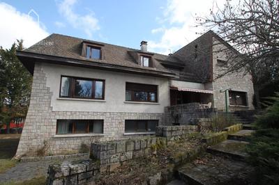 Maison - 272 m² - 11 pièces