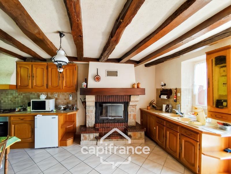 Maison - 212 m² - 7 pièces