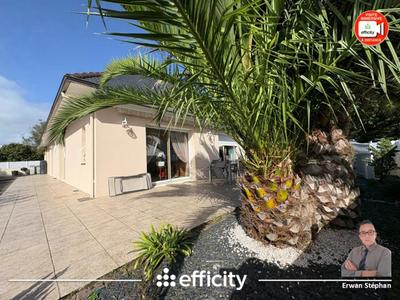 Maison - 215 m² - 6 pièces