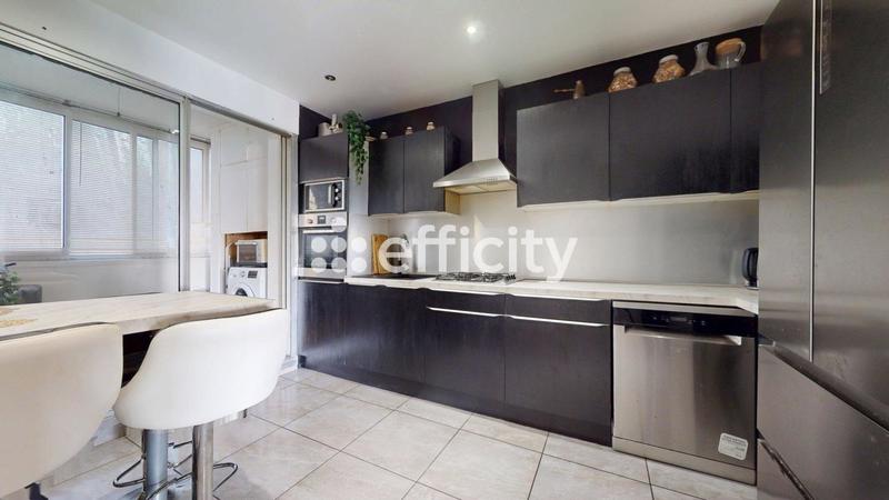 Appartement - 122 m² - 5 pièces