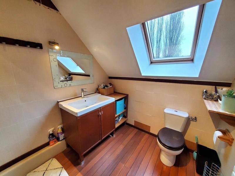 Maison - 236 m² - 10 pièces