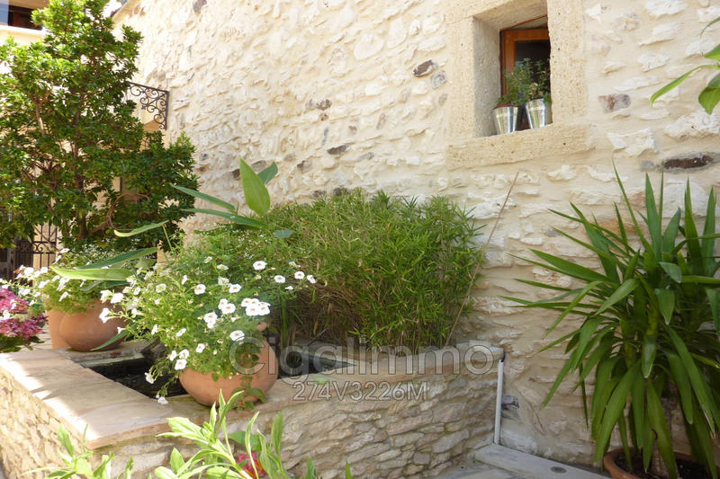 Maison en pierre - 300 m² - 8 pièces