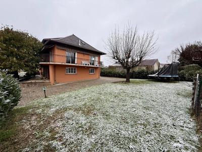 Maison - 265 m² - 12 pièces