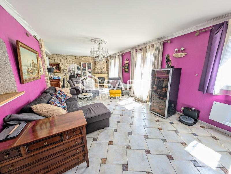 Maison - 140 m² - 5 pièces