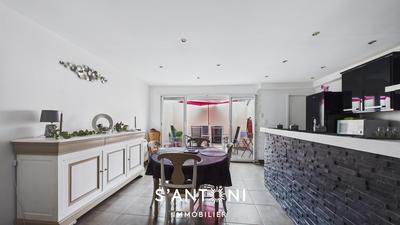 Maison de village - 83 m² - 4 pièces