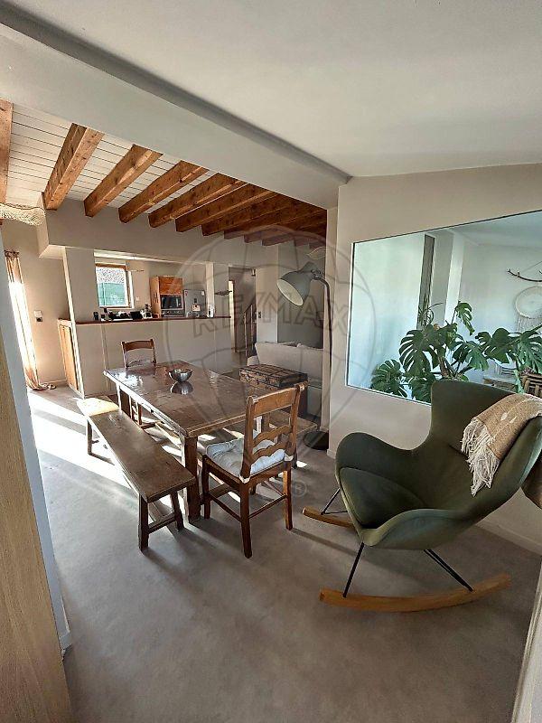 Maison - 80 m² - 5 pièces