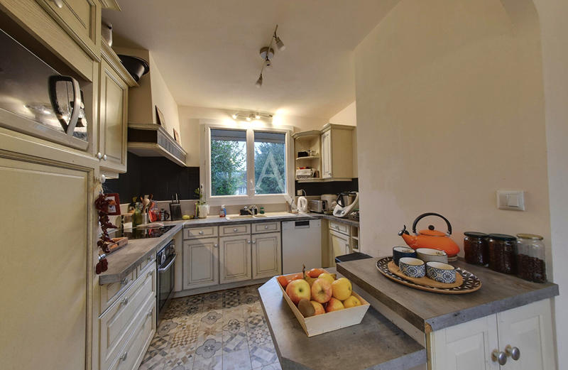 Maison - 115 m² - 5 pièces