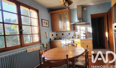 Maison - 143 m² - 6 pièces