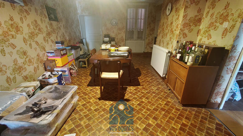 Maison - 200 m² - 8 pièces