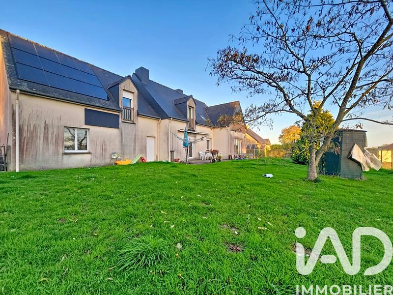 Maison - 180 m² - 7 pièces