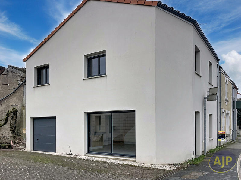 Maison - 86 m² - 4 pièces