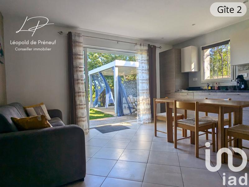 Maison - 350 m² - 15 pièces