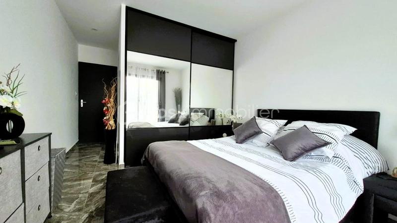 Villa - 100 m² - 4 pièces